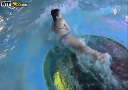Buceta grande novinha safada tomando rola forte