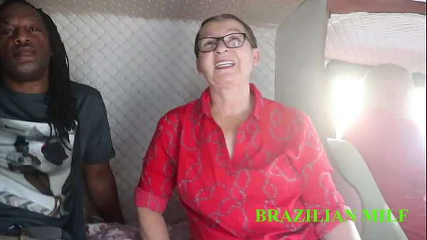 Meteu o cacete grosso na xota da sobrinha casada