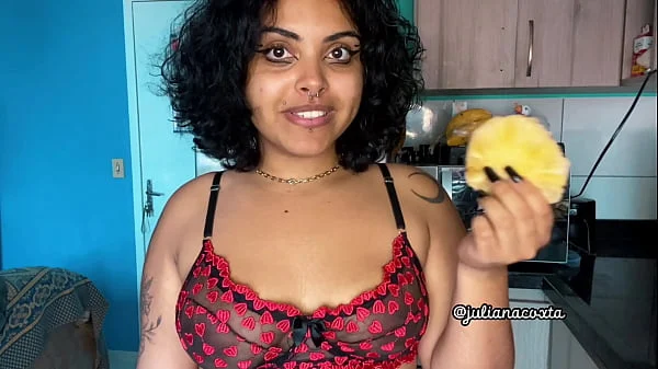 Sacana sentando pra esse puto bem sacana que vai logo metendo muito com ela